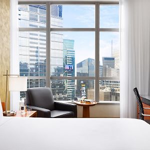 Queen Room Roll Shower Hearing or Mobility Accessible